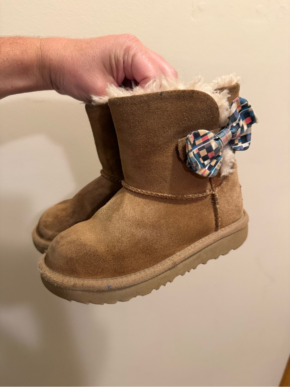 UGGS girls size 11